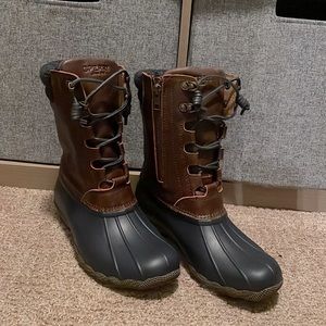 Sperry Leather Boots Sz 7 NWT